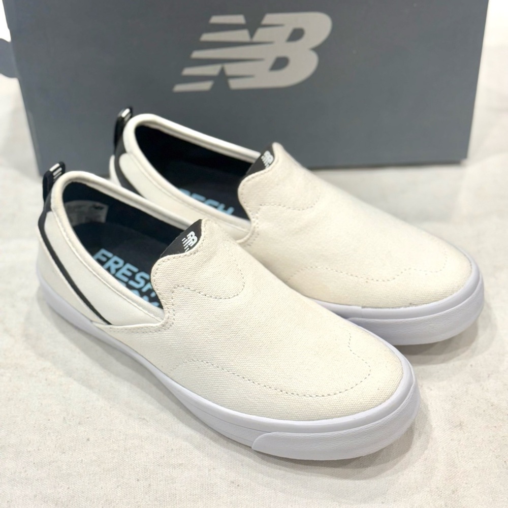 New Balance AM101WHT Men's Sneakers - Classic Color White
